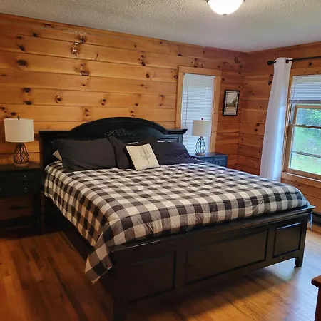 Pine Creek Cabin